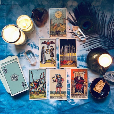 PLEASURE PULL Tarot spread for the New Year + New Moon