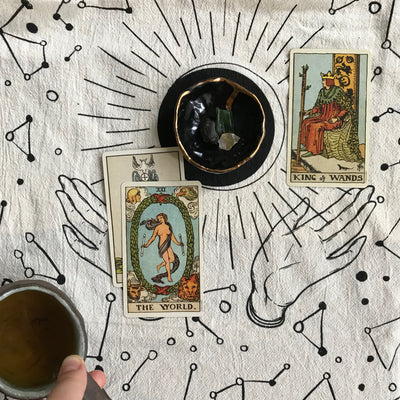 Starting a Daily Tarot Practice with the New Year